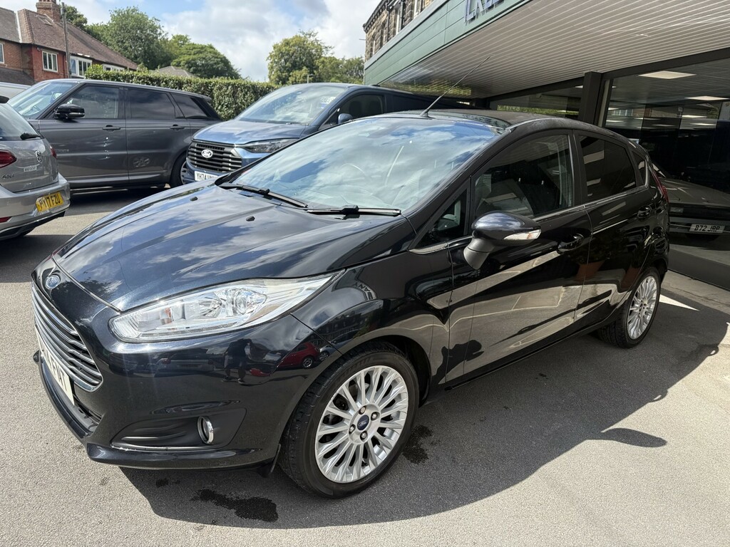 Ford Fiesta 1.0 T Ecoboost Titanium Black #3