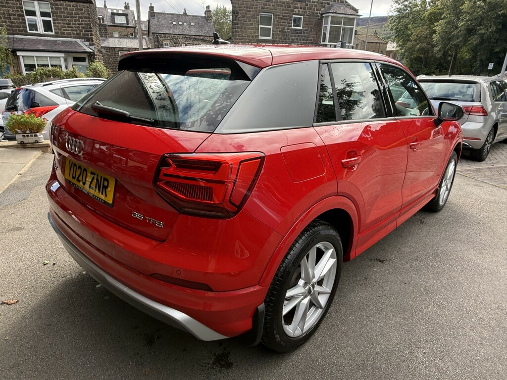 Audi Q2 1.5 Tfsi Cod 35 S Line 202020 Red #2