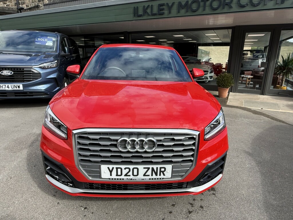 Audi Q2 1.5 Tfsi Cod 35 S Line 202020 Red #5