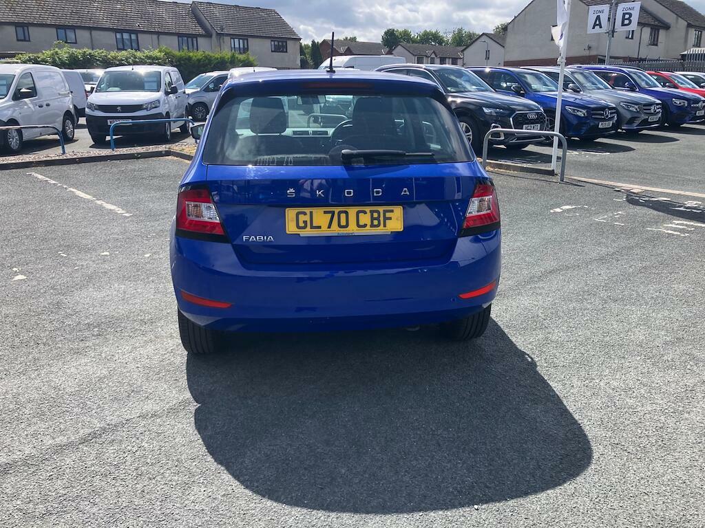 Skoda Fabia Se Blue #4