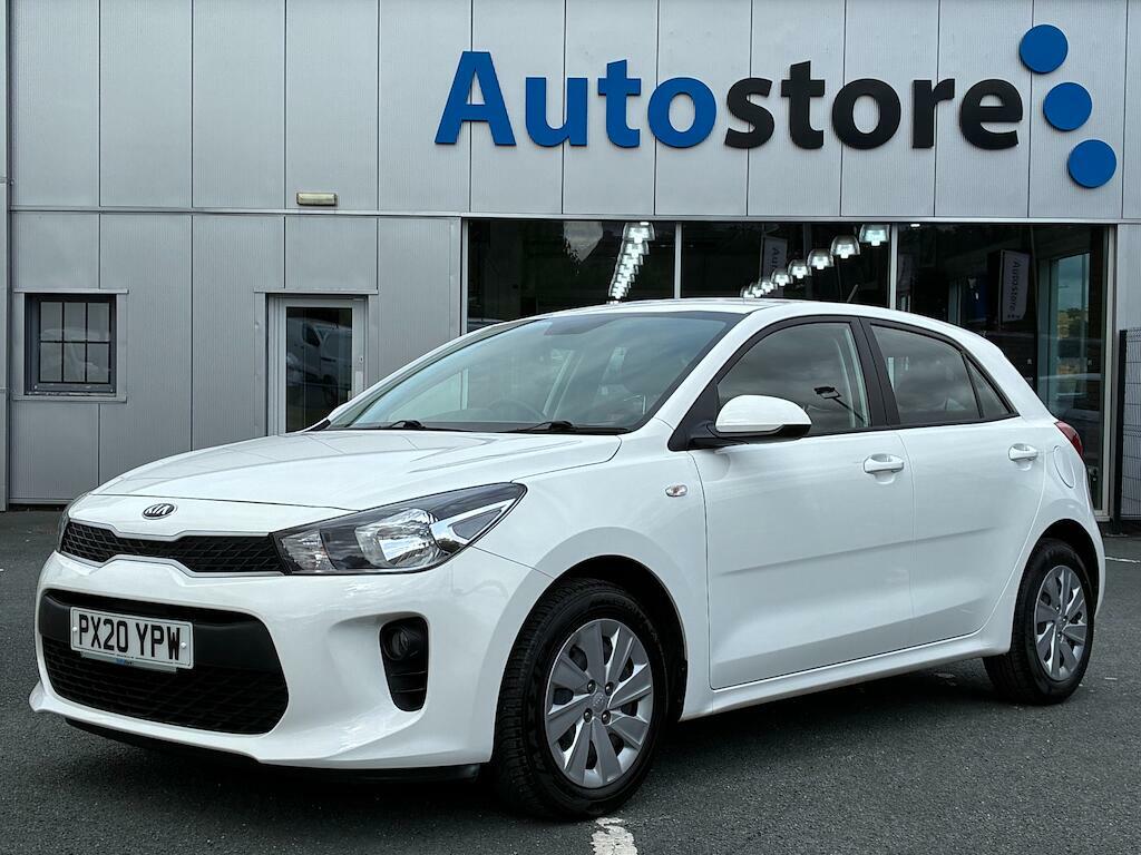 Kia RIO 1 White