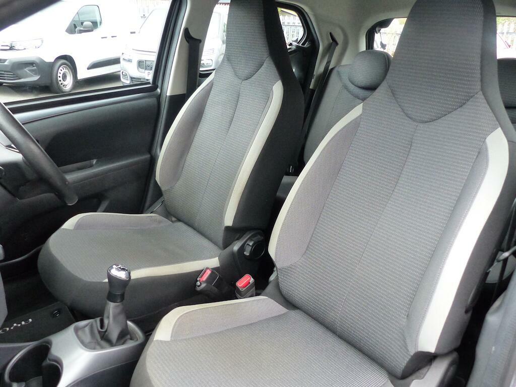 Toyota Aygo X X-play Grey #6