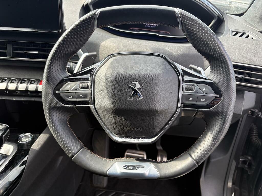 Peugeot 3008 1.6 Hybrid 225 Gt Premium E-eat8 Red #6