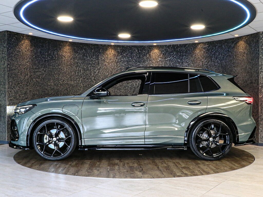 Volkswagen Tiguan Tsi Ehybrid R-line KR25PGK Green #3