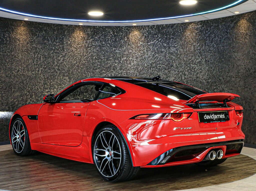 Jaguar F-Type V6 Chequered Flag Red #6