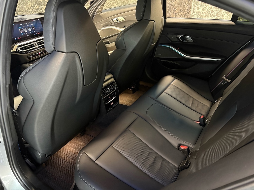 BMW M3 Mht Saloon Hybrid Xdrive Euro 6 Ss Blue #34