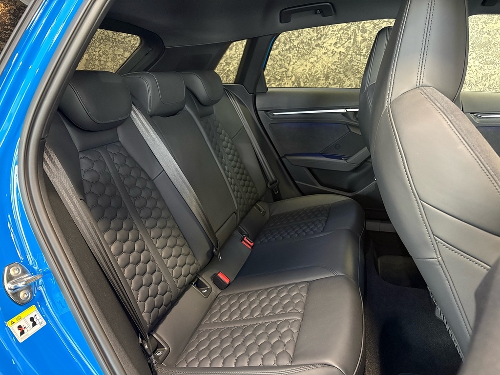 Audi RS3 Rs 3 Tfsi Quattro S Tronic Comfortsound Black #36