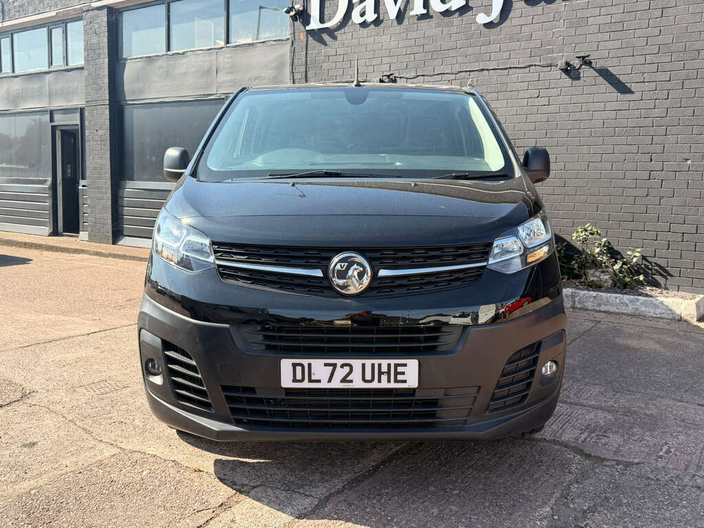 Vauxhall Vivaro 1.5 Vivaro F2900 Dynamic Ss Black #2