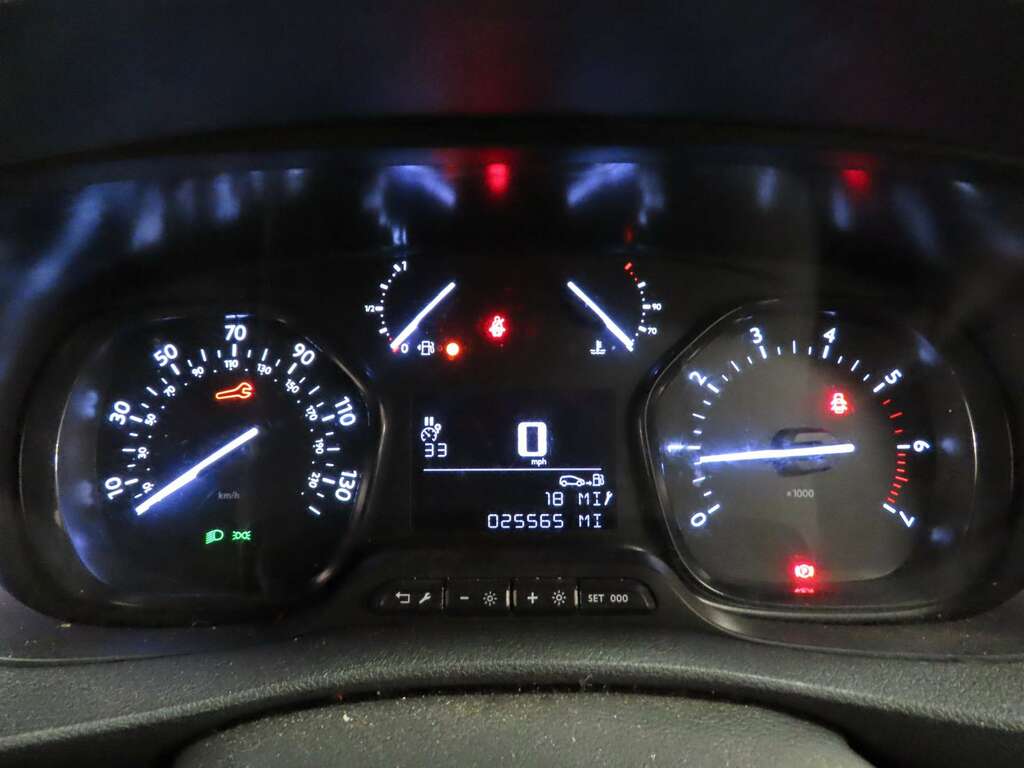 Vauxhall Vivaro 1.5 Vivaro F2900 Professional Ss White #3
