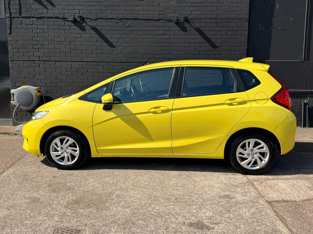 Honda Jazz 1.3 Jazz Se I-vtec Yellow #4