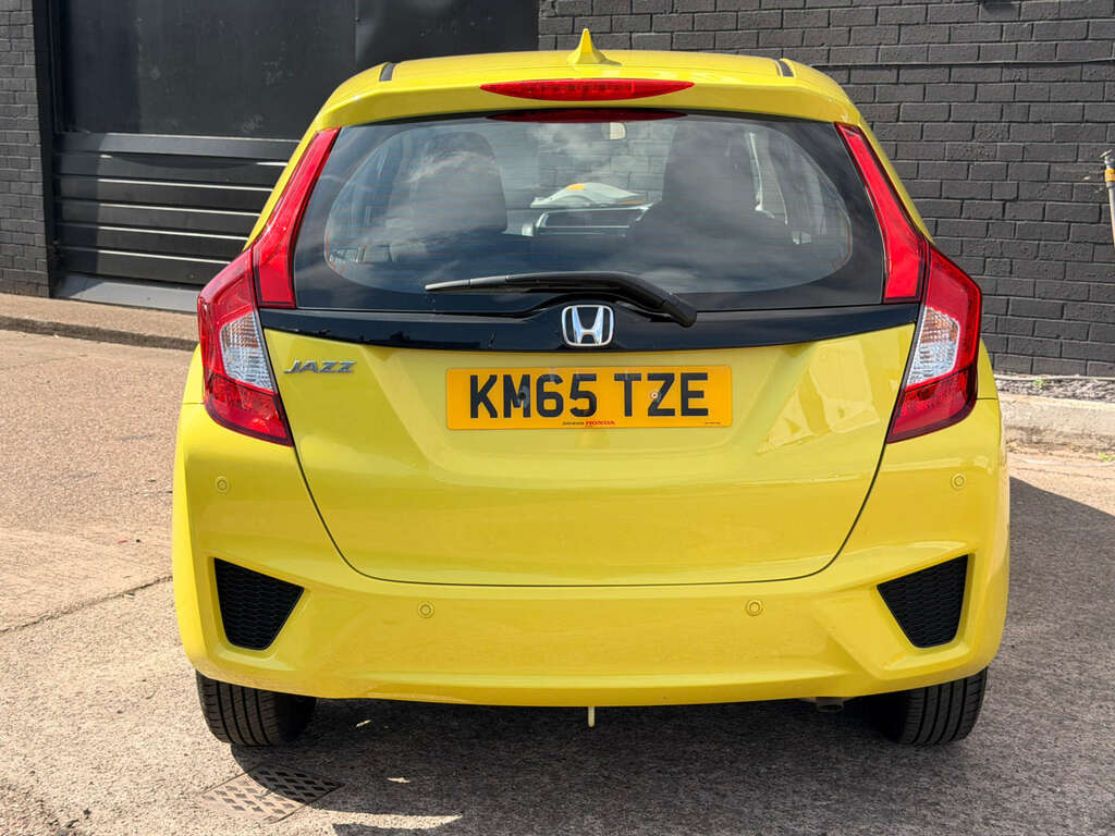 Honda Jazz 1.3 Jazz Se I-vtec Yellow #6