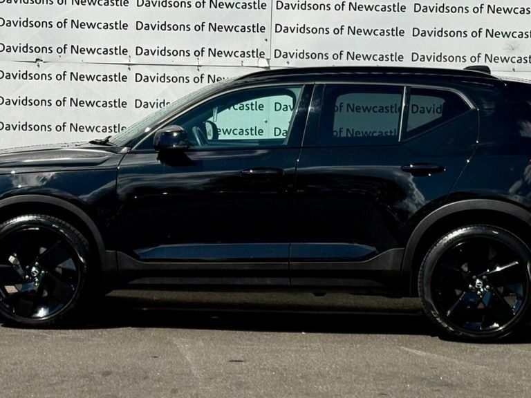 Volvo XC40 2.0 B4 Mhev Plus Black Edition Suv Hybr YB25BTX Black #5