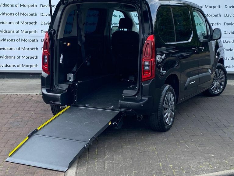Citroen Berlingo 1.5 Bluehdi Plus M Combi Van Double Cab #3