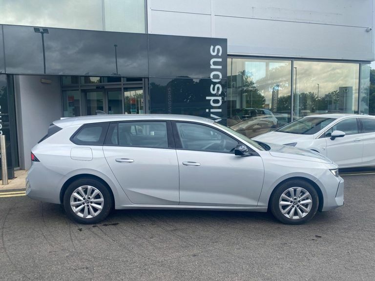 Vauxhall Astra 1.2 Turbo Design Sports Tourer E Silver #2