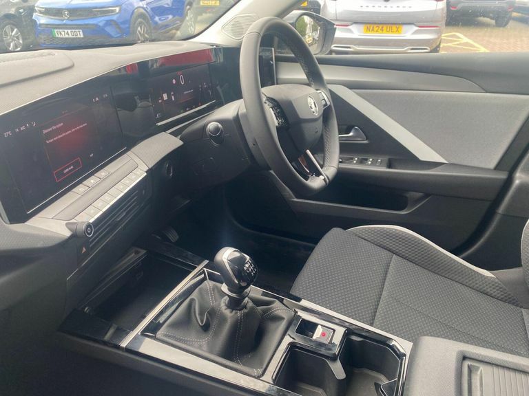 Vauxhall Astra 1.2 Turbo Design Sports Tourer E Silver #3