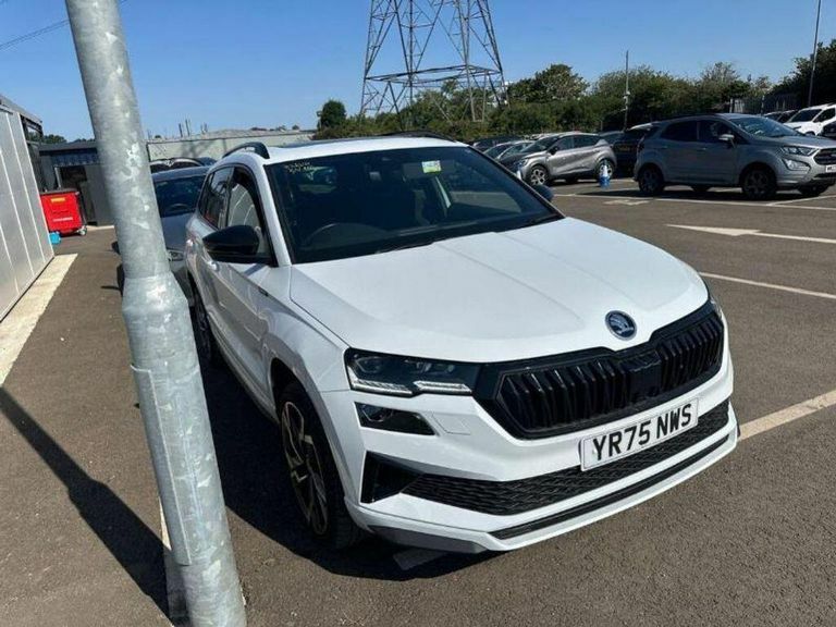 Skoda Karoq 1.5 Tsi Act Sportline Edition Suv Dsg E White