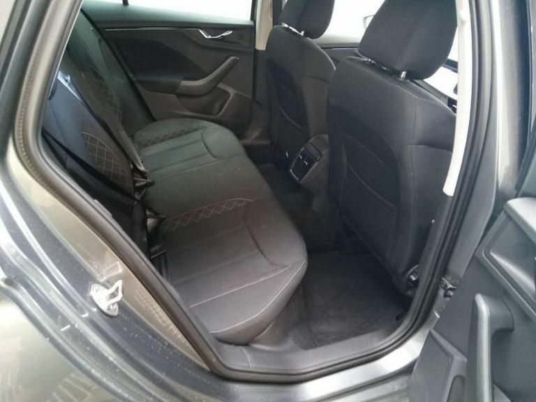 Skoda Kamiq 1.0 Tsi Se Drive Suv Euro 6 Ss Grey #4