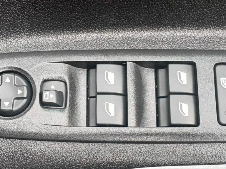 Citroen e-Berlingo 52Kwh Plus XL 7.4Kw Charger Blue #18