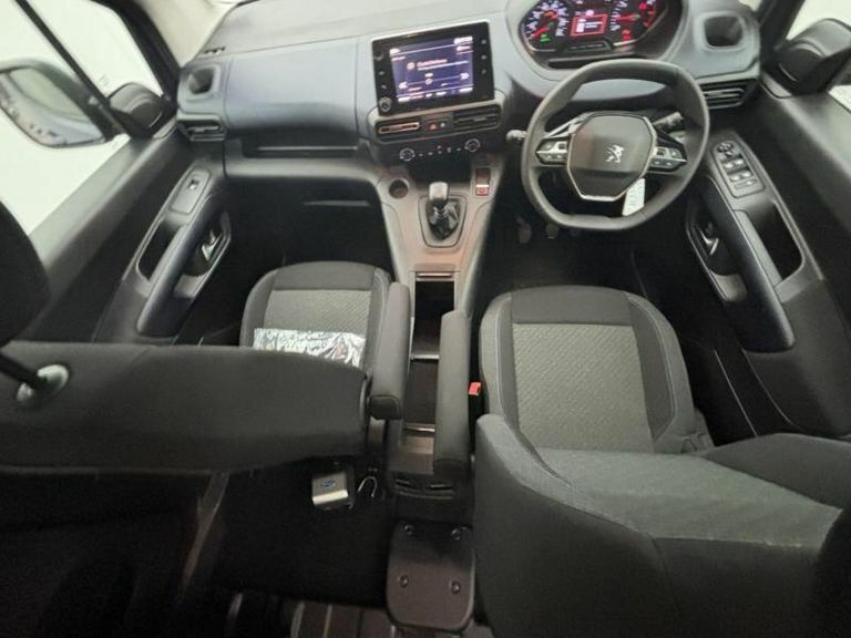 Peugeot Rifter 1.5 Bluehdi Allure Standard Mpv Blue #2