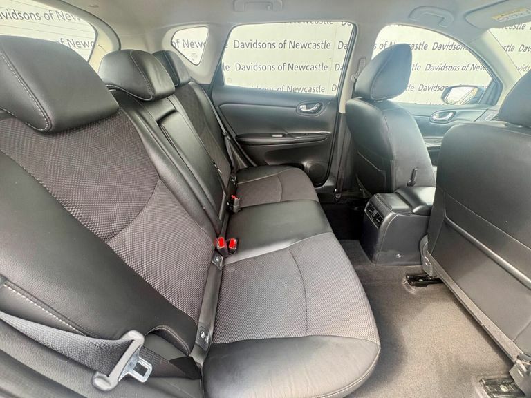Nissan Pulsar 1.5 Dci N-connecta Hatchback Eur Grey #3
