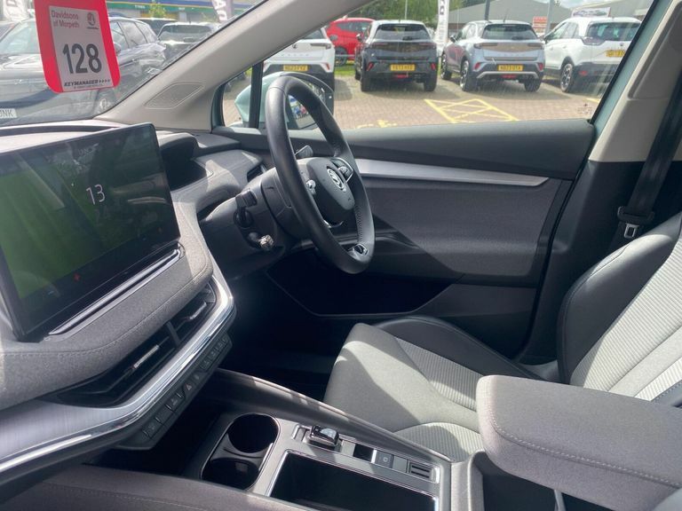 Skoda ENYAQ Iv 62Kwh 60 Suv Dc120kw 179 P Silver #3