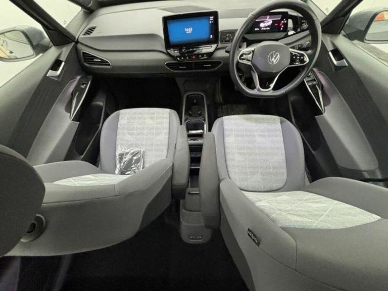Volkswagen ID.3 Pro 58Kwh Life Hatchback 145 Ps Grey #5
