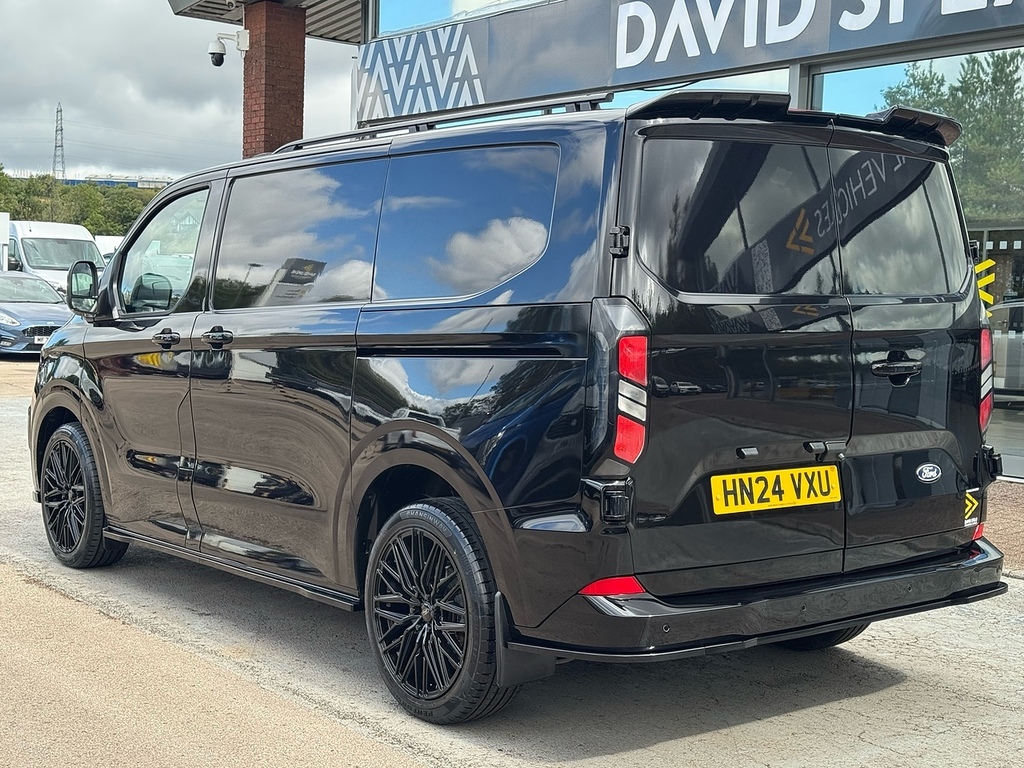 Ford Transit Custom 280 Ecoblue Limited L1 136Ps Swb Dscv Exclusive Wi Black #4