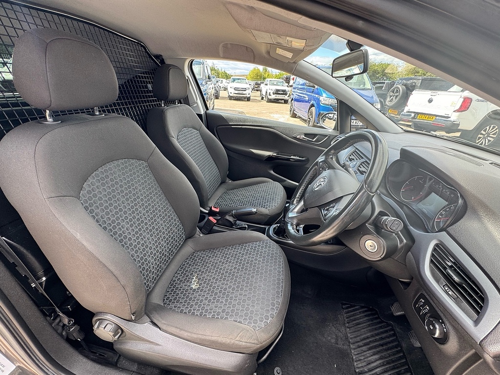 Vauxhall Corsa 1.4 Limited Edition Ecoflex 74 Bhp Apple Carpla Black #19