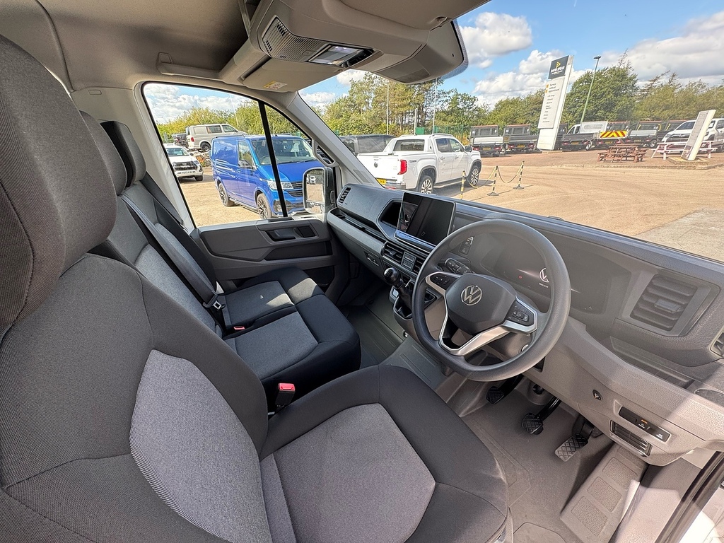 Volkswagen Crafter Cr35 Tdi 140Ps High Roof Van Commerce Mwb White #8