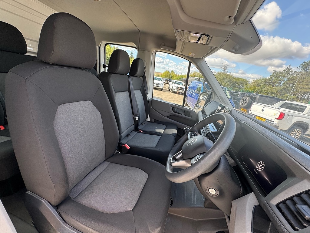 Volkswagen Crafter Cr35 Tdi 140Ps High Roof Van Commerce Mwb White #17