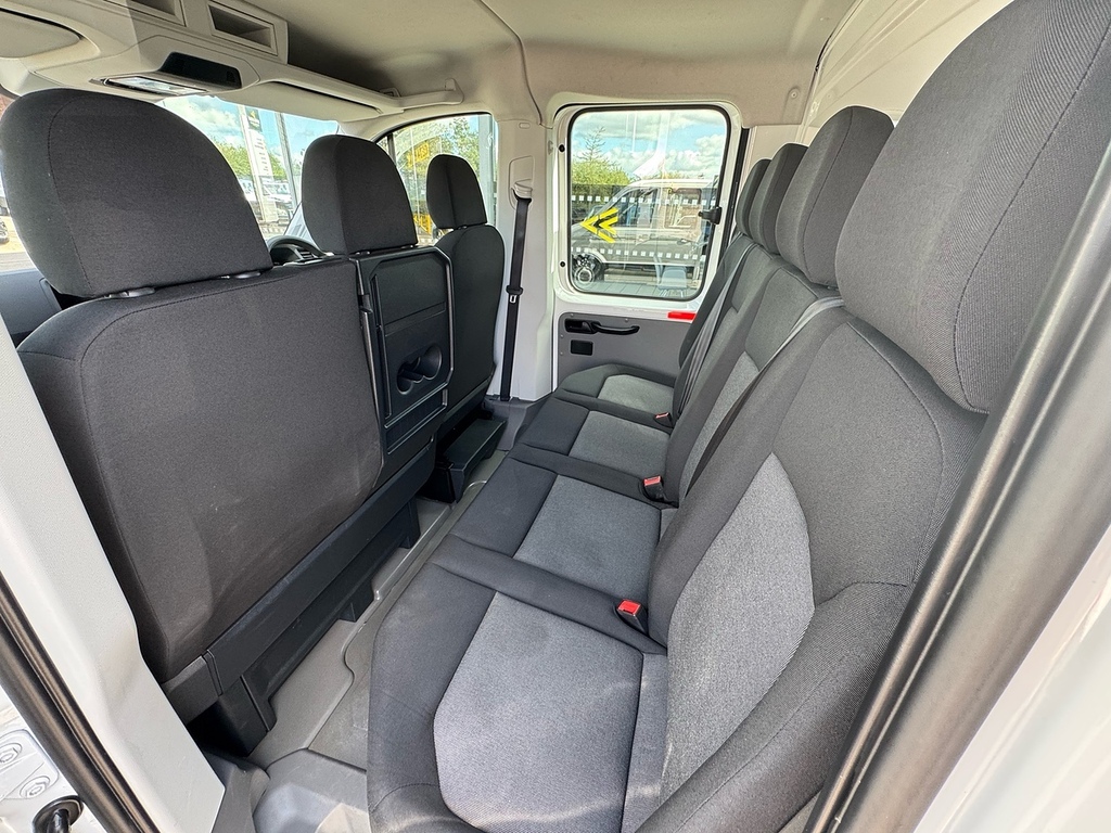 Volkswagen Crafter Cr35 Tdi 140Ps High Roof Van Commerce Mwb White #20