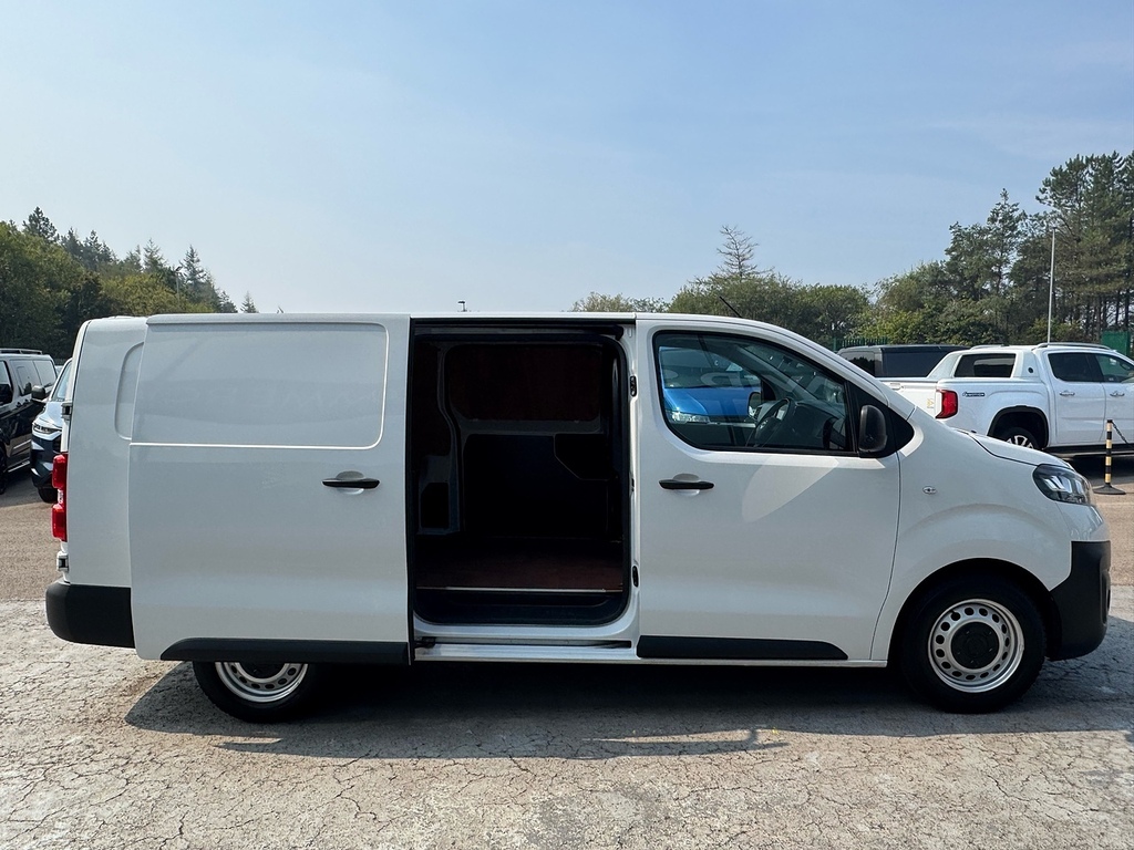 Vauxhall Vivaro 50Kwh Combi Lwb 9 Seat, 11Kw Charger Black #14