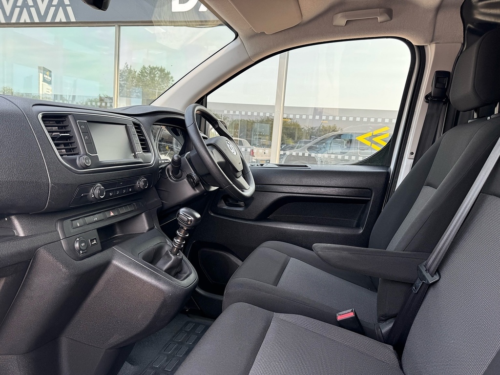 Vauxhall Vivaro 50Kwh Combi Lwb 9 Seat, 11Kw Charger Black #15