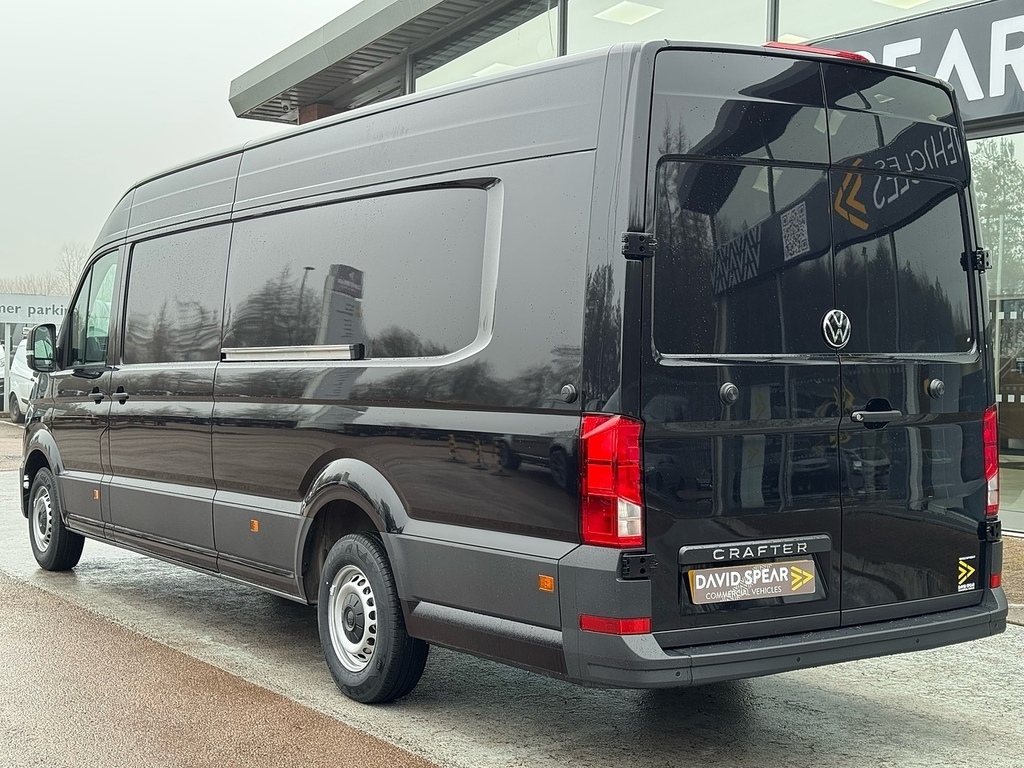 Volkswagen Crafter Tdi 140Ps Cr35 Commerce Plus Maxi Xlwb 4.8M With A Black #4