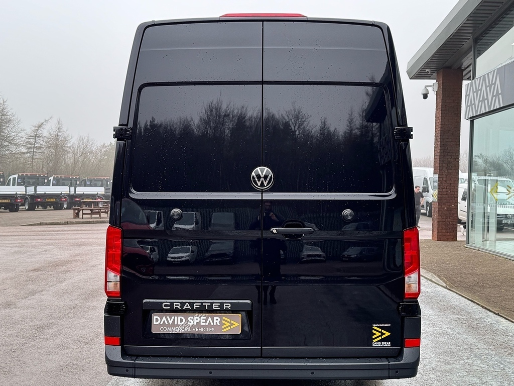 Volkswagen Crafter Cr35 Mwb Fwd 2.0 Tdi 140Ps Commerce Plus High Roof #8