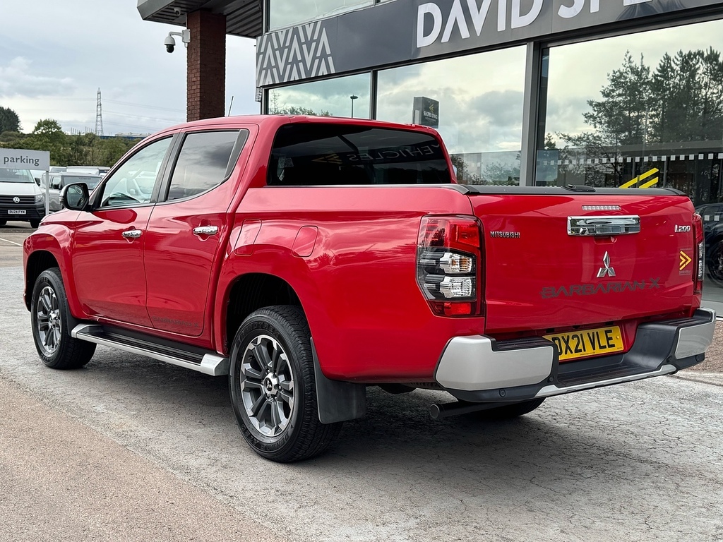 Mitsubishi L200 Barbarian X Double Cab 4Wd 150Ps With Roll N Lock Red #4