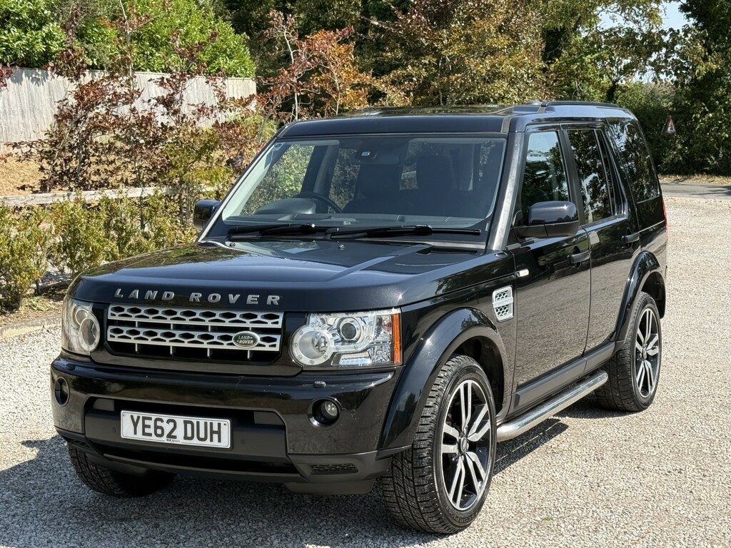 Land Rover Discovery 4 3.0 Sd V6 Hse Black #4