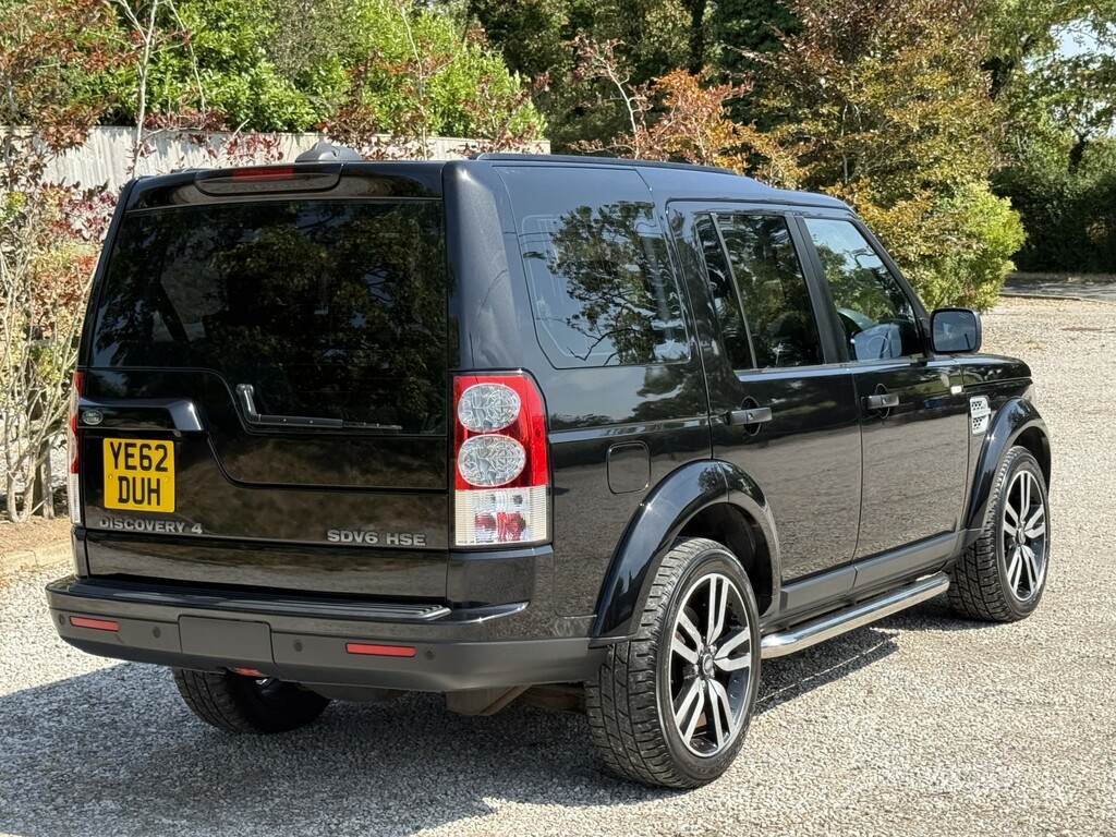 Land Rover Discovery 4 3.0 Sd V6 Hse Black #3