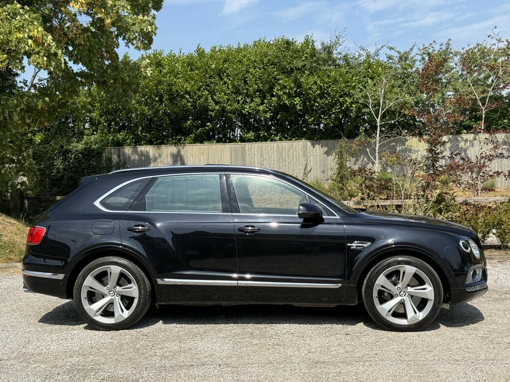 Bentley Bentayga Suv 2015 - 2020 Black #2
