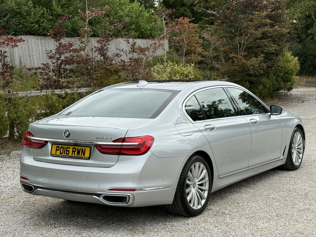 BMW 7 Series 740Li 3.0 Exclusive Euro 6 Silver #3