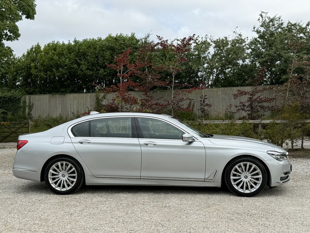 BMW 7 Series 740Li 3.0 Exclusive Euro 6 Silver #2