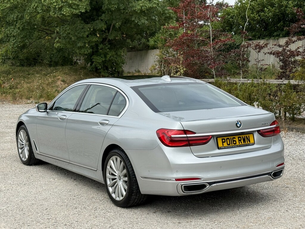 BMW 7 Series 740Li 3.0 Exclusive Euro 6 Silver #6