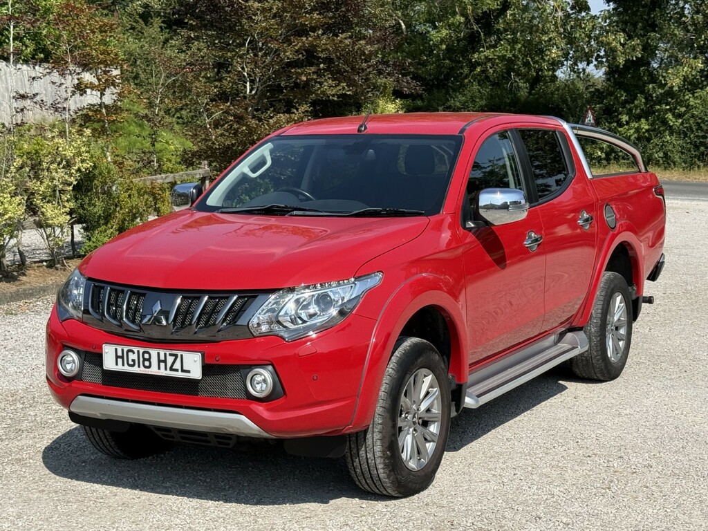 Mitsubishi L200 2.4 Di-d Dc Barbarian Red #4