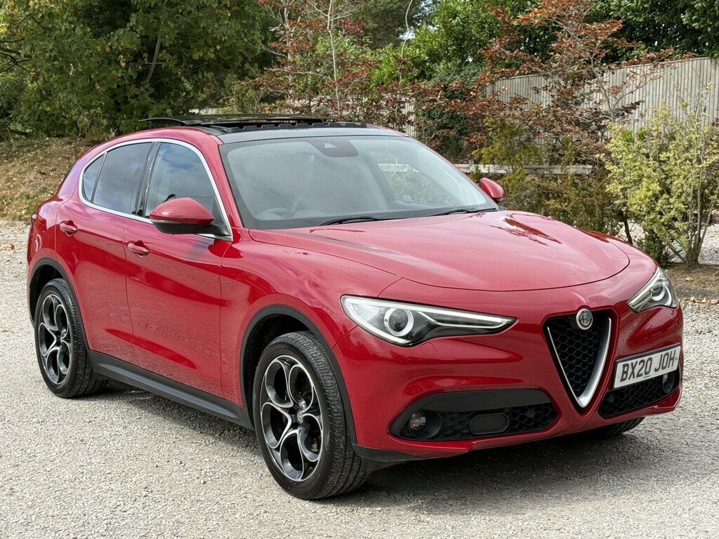 Alfa Romeo Stelvio 2.2 2.2 Turbo 210Hp Awd Speciale Red