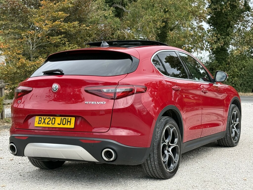 Alfa Romeo Stelvio 2.2 2.2 Turbo 210Hp Awd Speciale Red #3