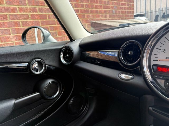 Mini Clubman 2.0 Cooper D 12 Services Climate P Brown #42