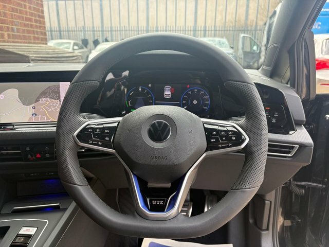 Volkswagen e-Golf 8 Life 1.5 Etsi 150Ps 7-Speed Dsg Blue #59