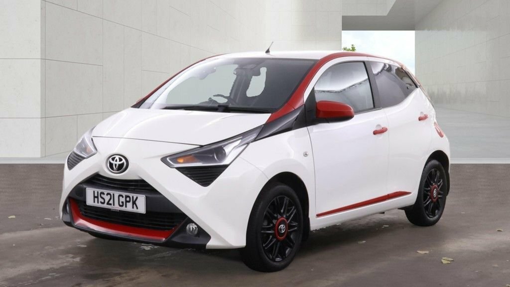 Toyota Aygo 1L X-trend White #2