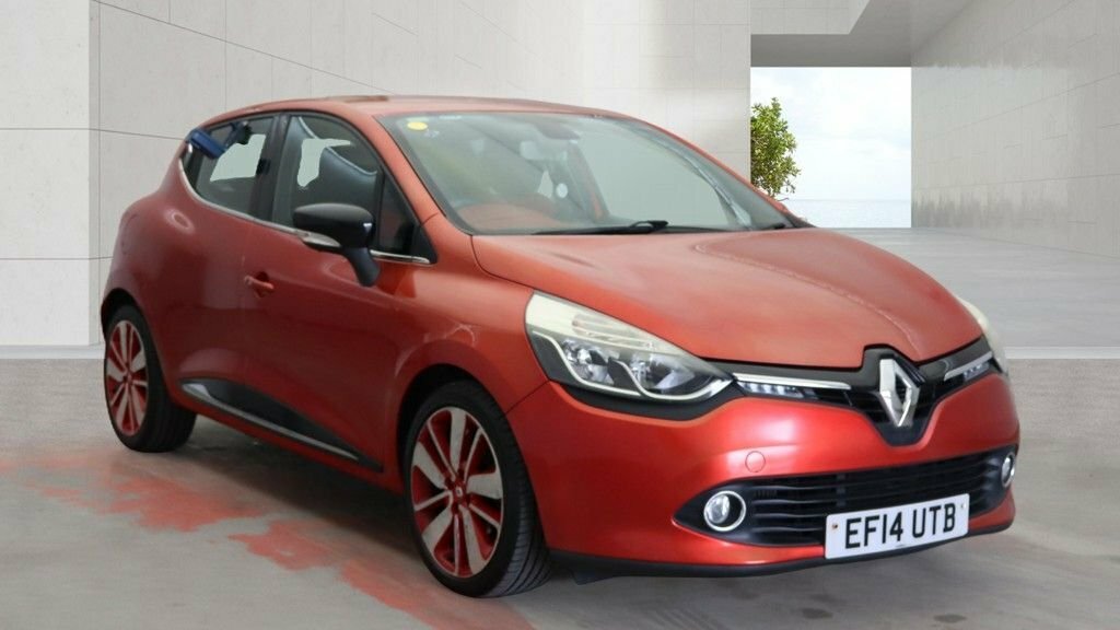 Renault Clio 1.5L Dynamique S Medianav Red