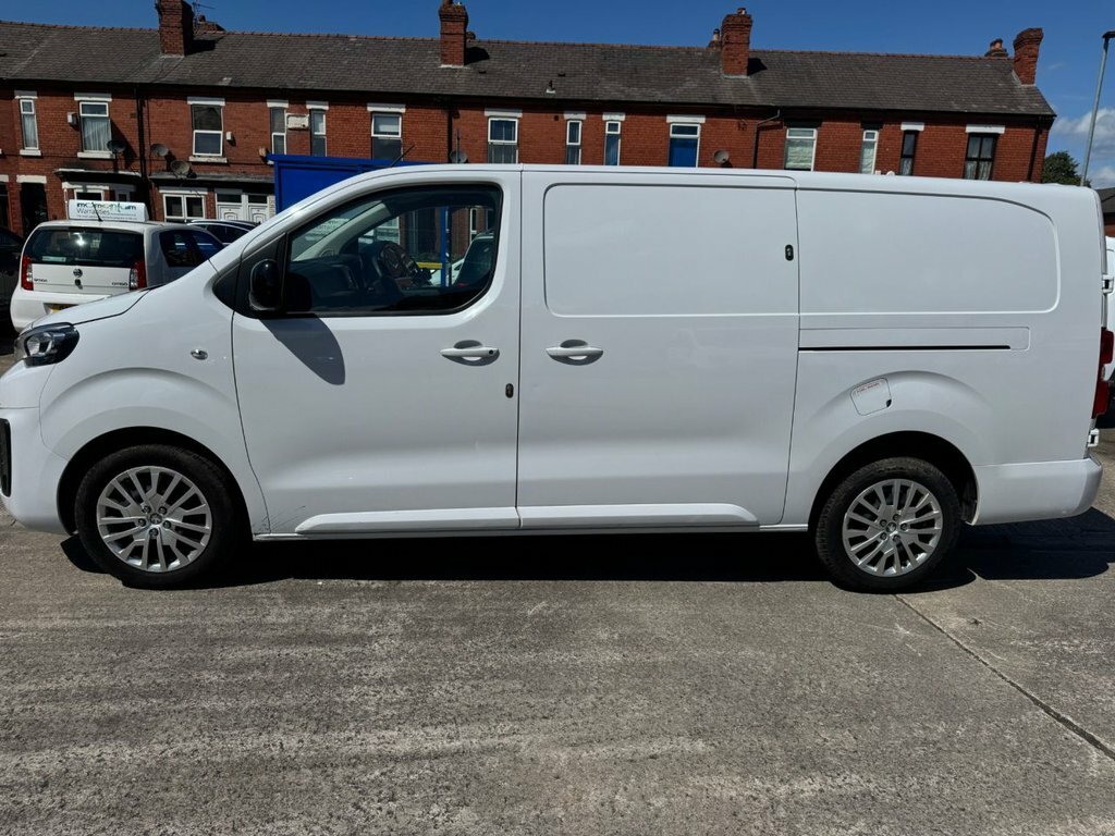 Peugeot Expert 1.5L Asphalt Premium 6Dr White #3